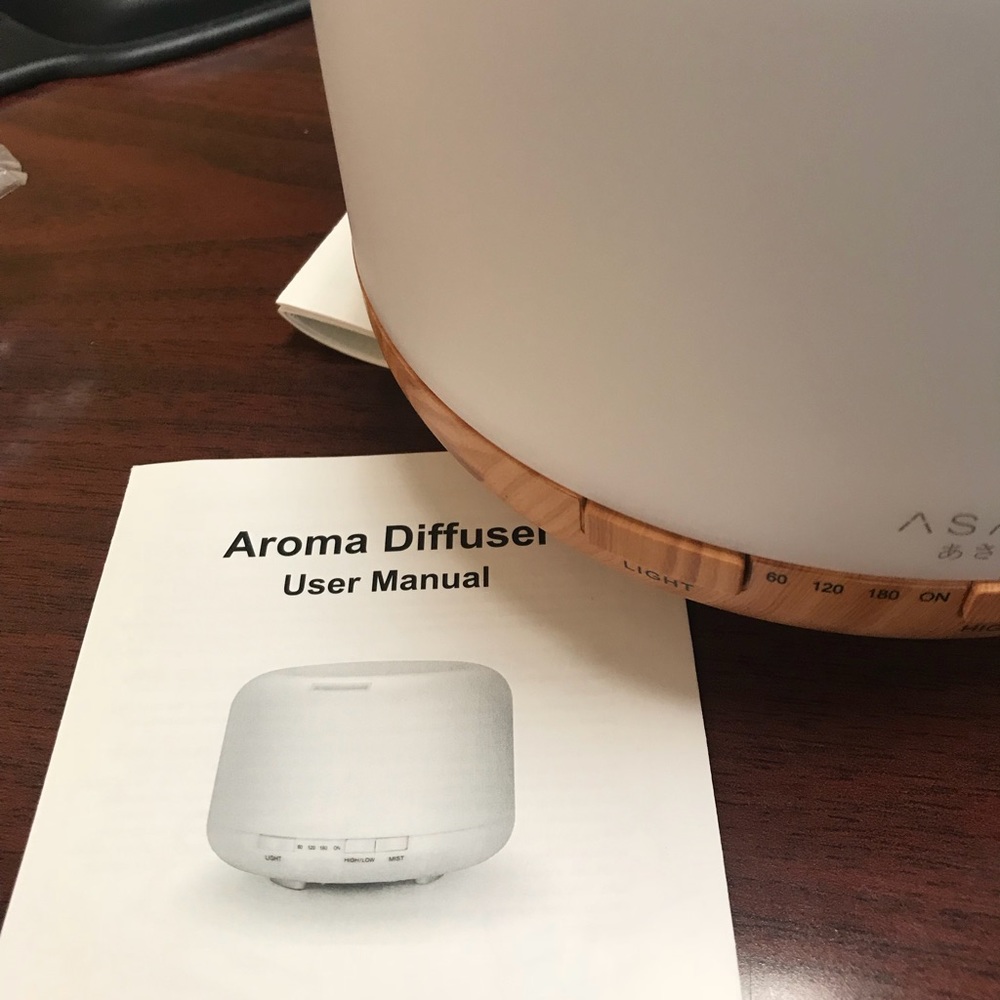Essential oil diffuser - Picture 2 of 3